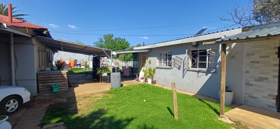 6 Bedroom Property for Sale in Freemanville North West